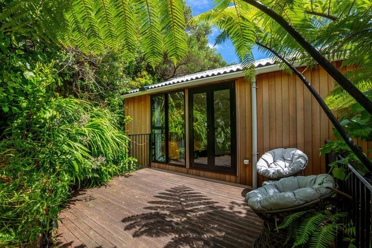 Photo of property in 316 Marine Dr York Bay, York Bay, Lower Hutt, 5013