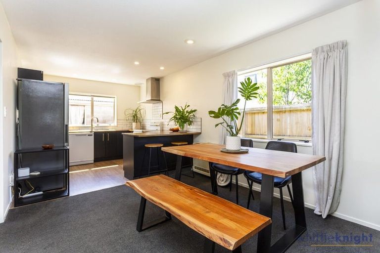 Photo of property in 2/196 England Street, Linwood, Christchurch, 8011