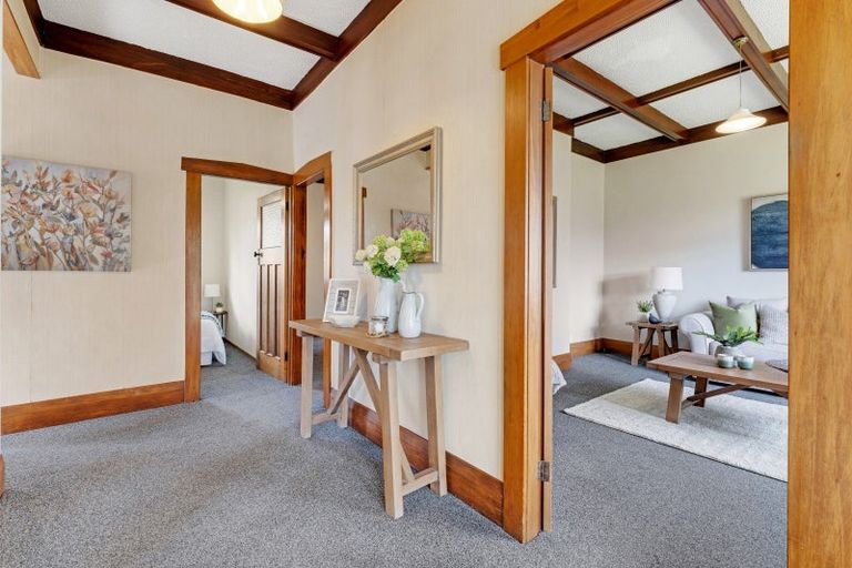 Photo of property in 49 Tawa Road, One Tree Hill, Auckland, 1061