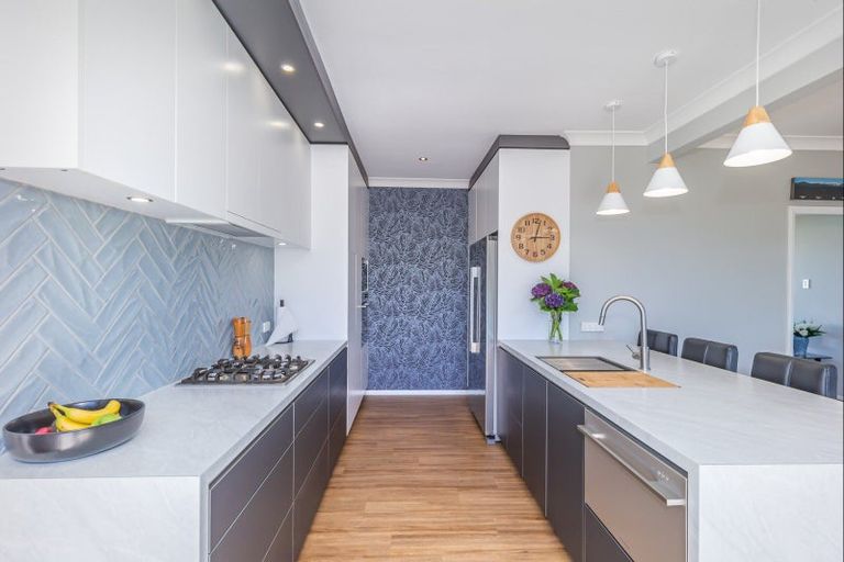 Photo of property in 28 Chester Street, Levin, 5510