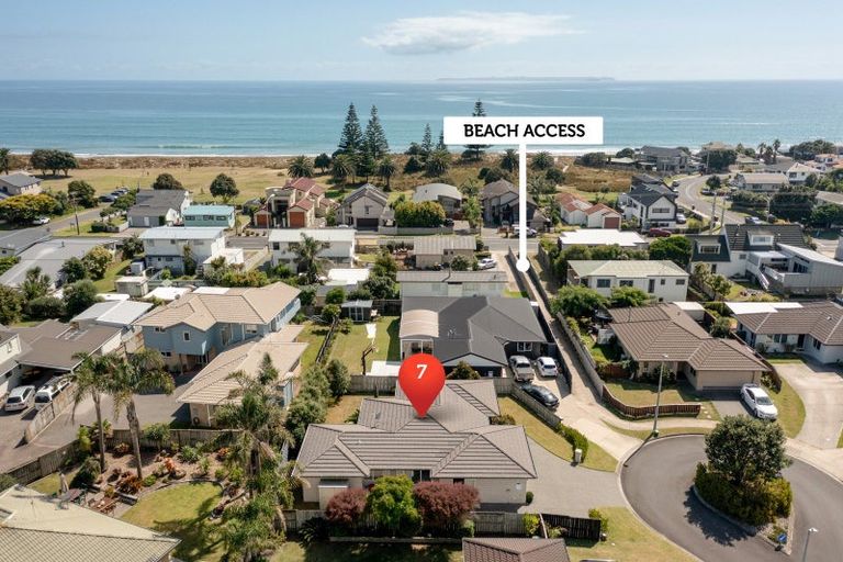 Photo of property in 7 Horokaka Place, Papamoa Beach, Papamoa, 3118