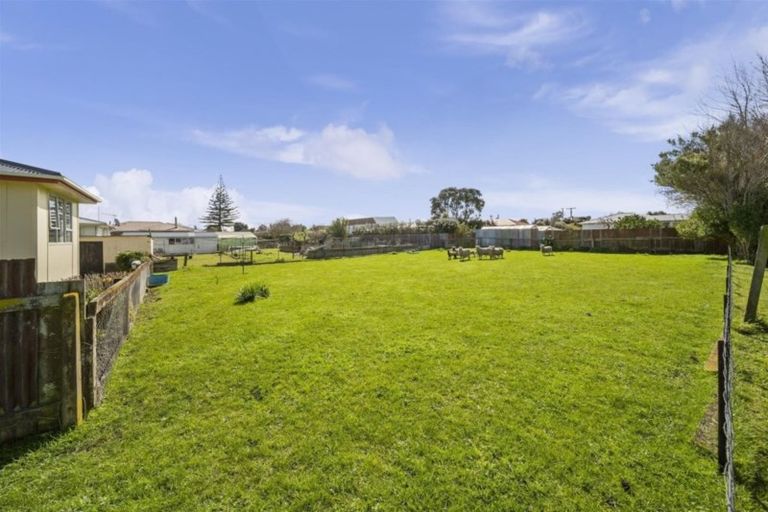Photo of property in 53 Kapuni Street, Manaia, 4612