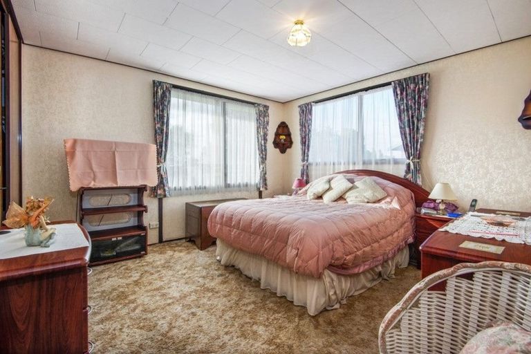 Photo of property in 109 Shifnal Drive, Randwick Park, Auckland, 2105