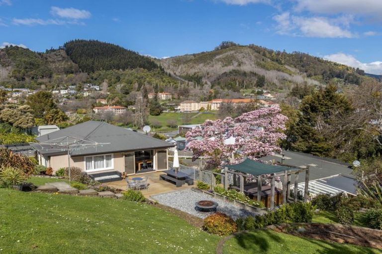 Photo of property in 82 Kawai Street, Nelson South, Nelson, 7010