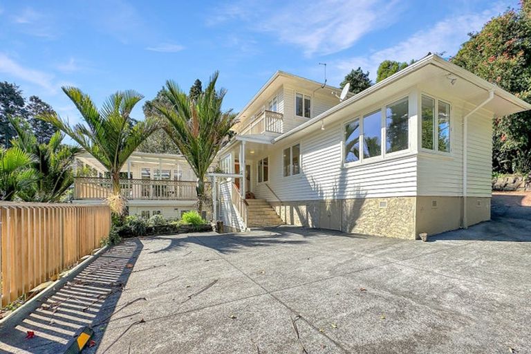 Photo of property in 665 South Titirangi Road, Titirangi, Auckland, 0604