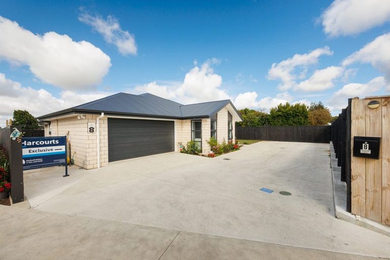Photo of property in 8 Henty Lane, Marton, 4710