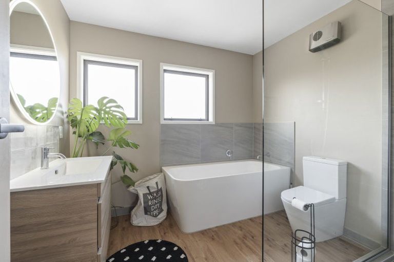 Photo of property in 8 Rutherford Road, Mosgiel, 9092