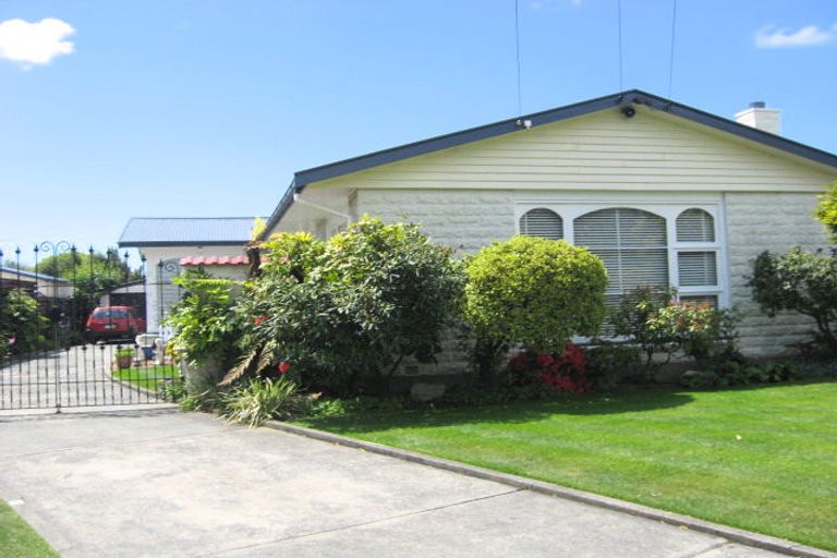 Photo of property in 8 Glenmore Avenue, Casebrook, Christchurch, 8051