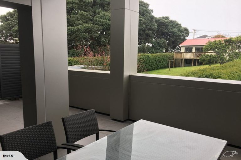 Photo of property in Paramount Apartments, 11/281 Maunganui Road, Mount Maunganui, 3116