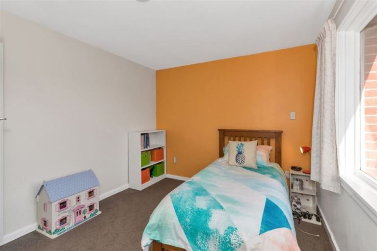 Photo of property in 130 Blackett Street, Rangiora, 7400