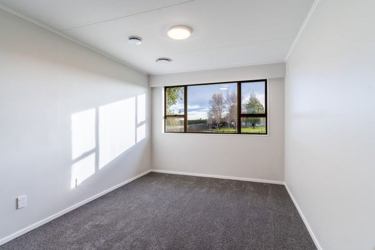 Photo of property in 126 Eglinton Street, Winton, 9720