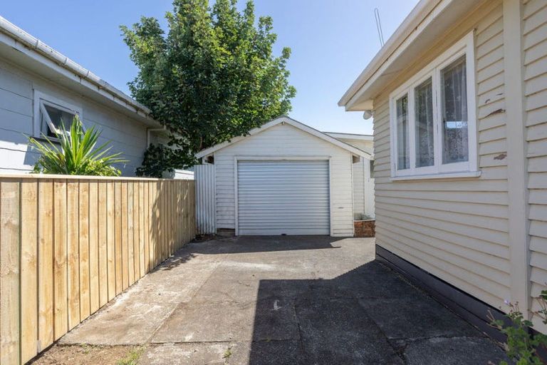 Photo of property in 41 Christian Street, Dannevirke, 4930