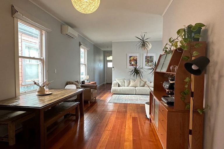 Photo of property in 20 Salek Street, Kilbirnie, Wellington, 6022