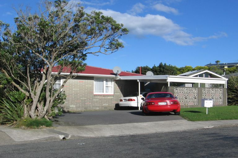 Photo of property in 6 Cranwell Street, Churton Park, Wellington, 6037