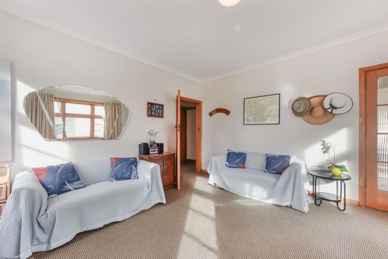 Photo of property in 11-19 Wellington Street, Picton, 7220