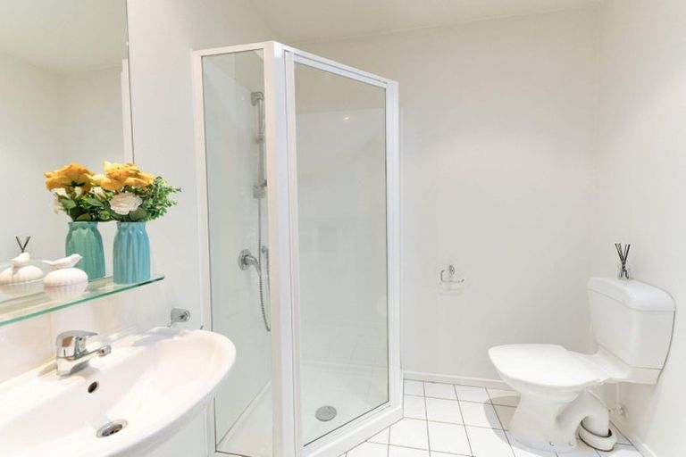 Photo of property in 88/2 Armoy Drive, East Tamaki, Auckland, 2016