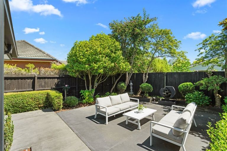 Photo of property in 71b Wairakei Road, Bryndwr, Christchurch, 8052