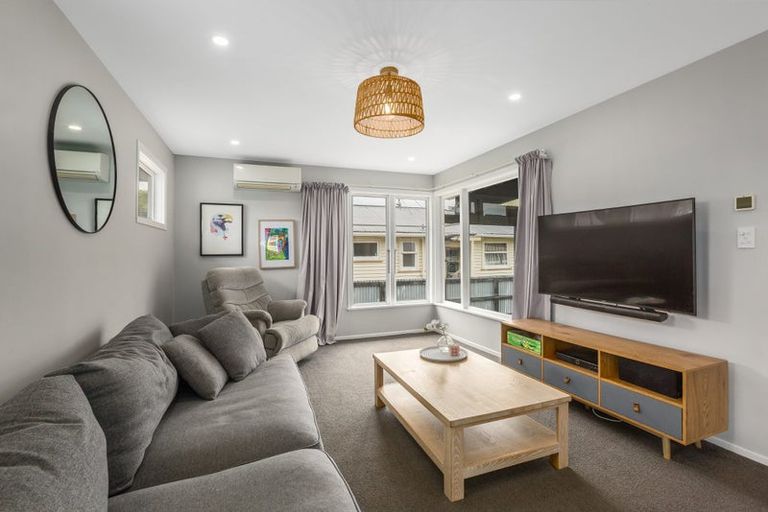 Photo of property in 5 Dunn Street, Wainuiomata, Lower Hutt, 5014