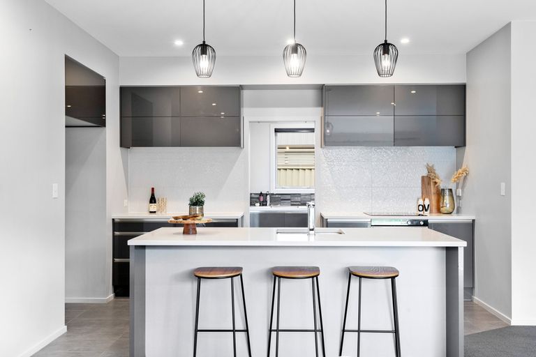 Photo of property in 15 Caledonia Drive, Mosgiel, 9024