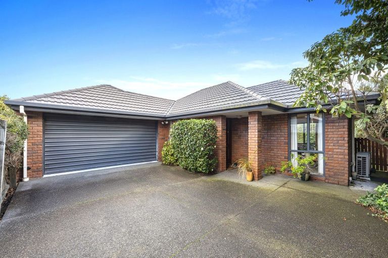 Photo of property in 65 Cutts Road, Russley, Christchurch, 8042