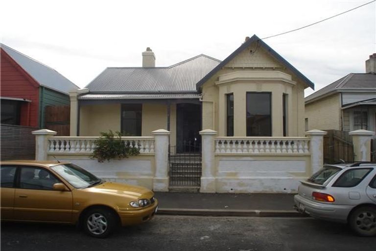 Photo of property in 33 Hyde Street, North Dunedin, Dunedin, 9016