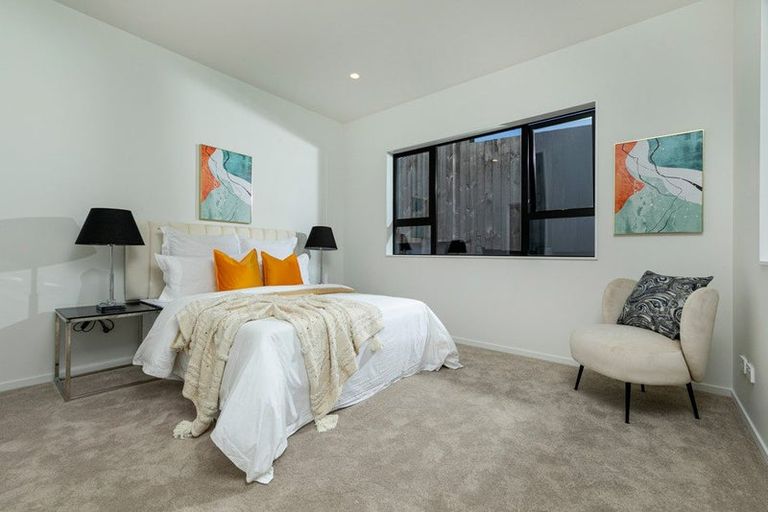 Photo of property in 3 Riroriro Road, Hobsonville, Auckland, 0616