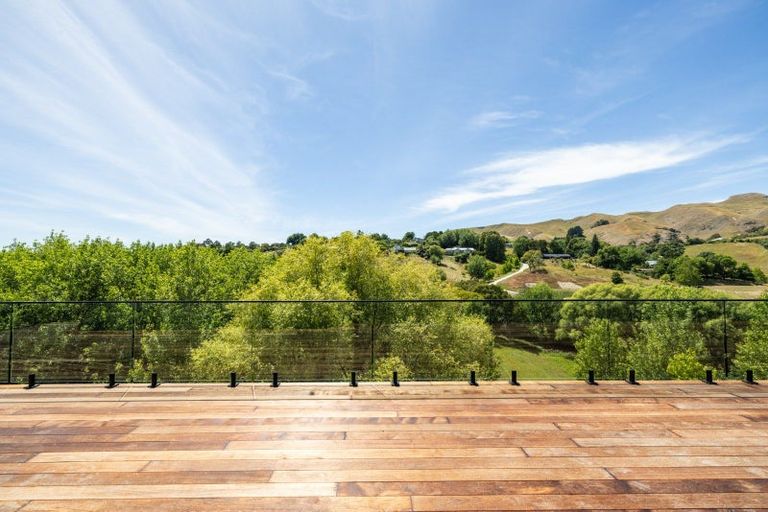 Photo of property in 131 Te Mata Peak Road, Havelock North, 4130