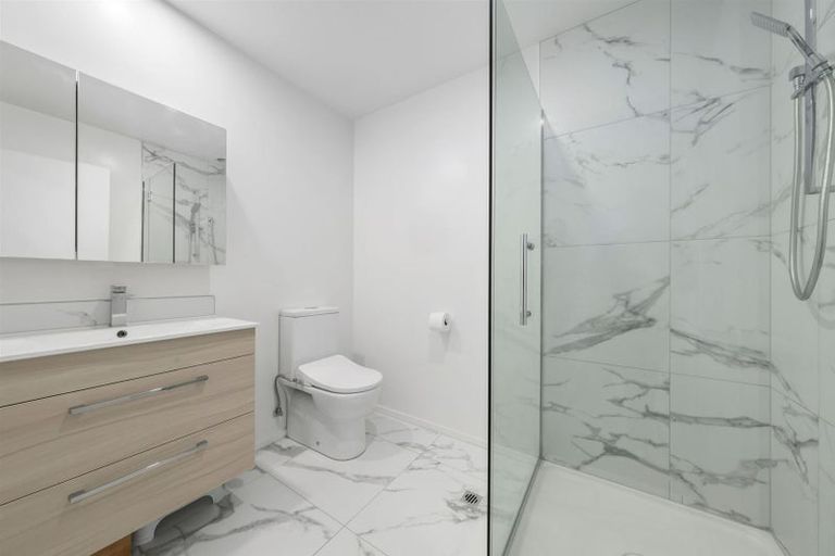 Photo of property in 4/4 Riccarton Road, Riccarton, Christchurch, 8011