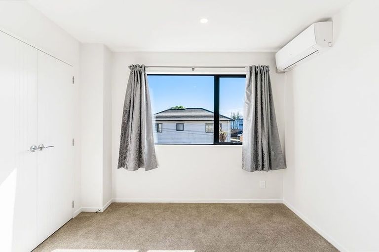Photo of property in 9/54 Swanson Road, Henderson, Auckland, 0610