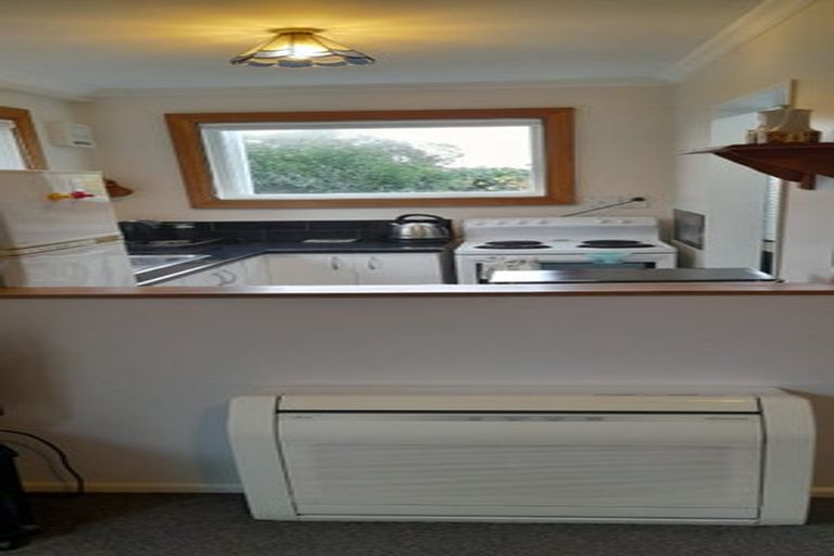 Photo of property in 16 Buckingham Street, Melrose, Wellington, 6023