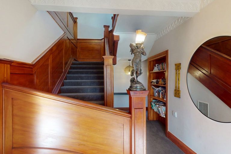 Photo of property in 10 Saint Johns Avenue, Palmerston North, 4414