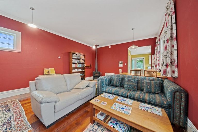Photo of property in 16 Boyd Terrace, Newtown, Wellington, 6021