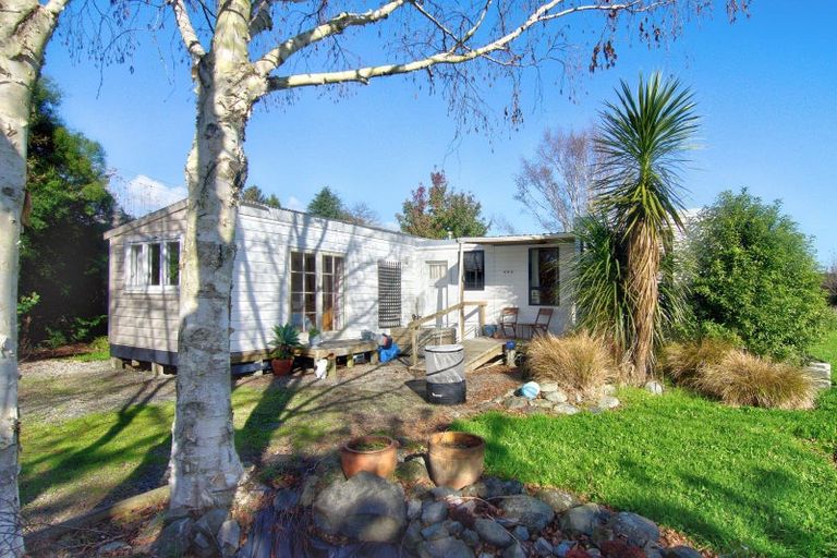 Photo of property in 38 Morris Road, Te Ore Ore, Masterton, 5886