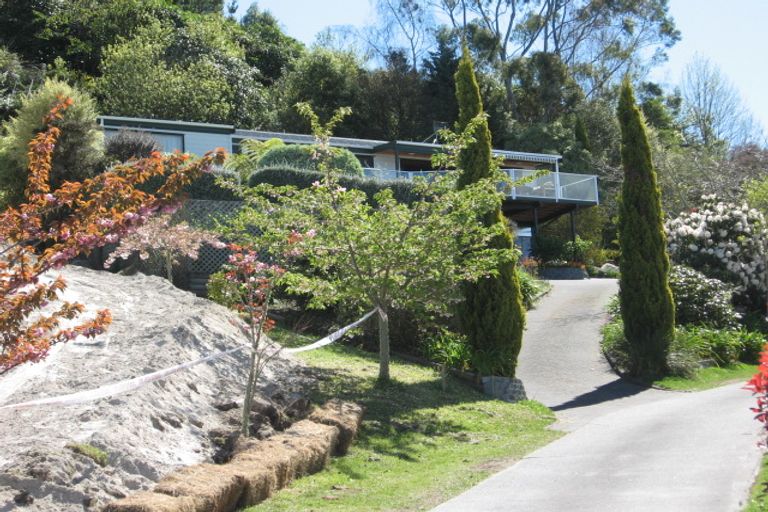 Photo of property in 30 Shera Street, Acacia Bay, Taupo, 3330