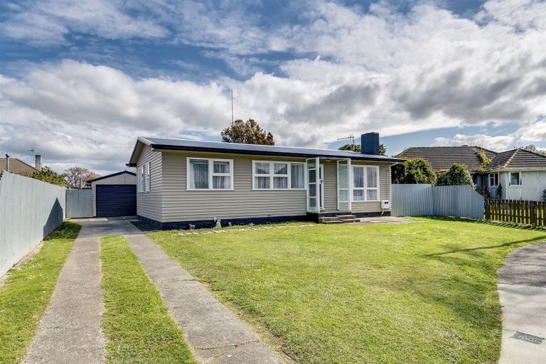 Photo of property in 10 Fleming Crescent, Maraenui, Napier, 4110