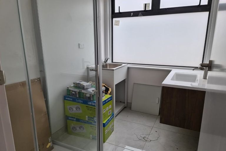 Photo of property in 13 Wylie Avenue, Sunnynook, Auckland, 0620