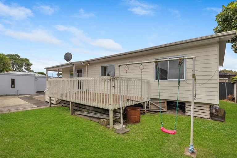 Photo of property in 2/10 Martin Road, Manurewa, Auckland, 2102