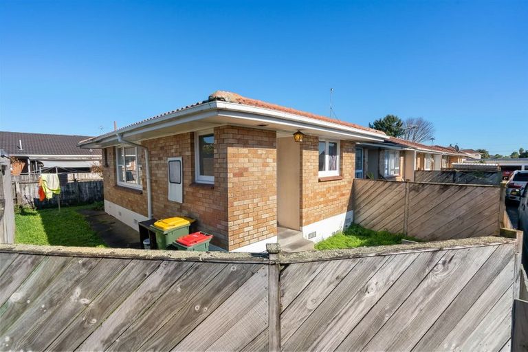 Photo of property in 11/82 Huia Road, Papatoetoe, Auckland, 2025