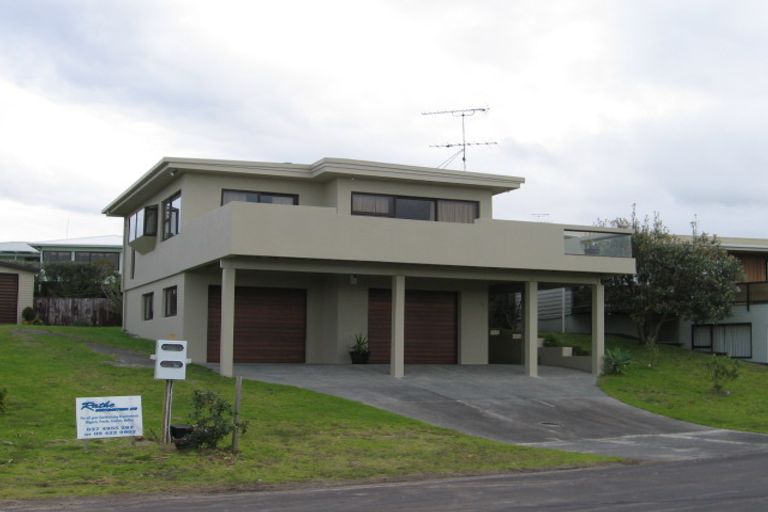 Photo of property in 26 Day Dawn Crescent, Omaha, Warkworth, 0986