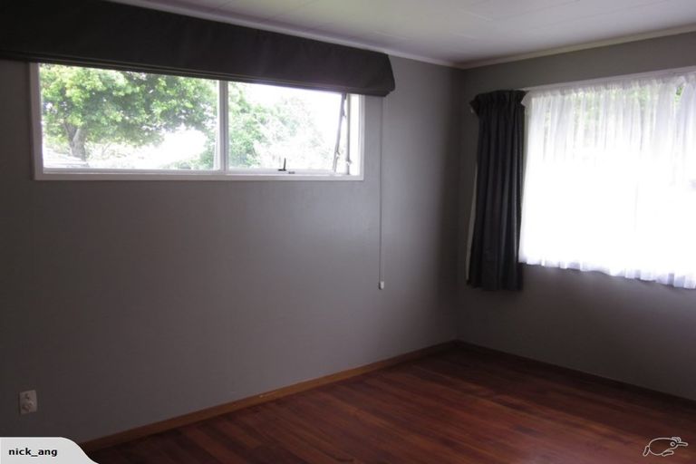 Photo of property in 5 Nan Place, Pakuranga Heights, Auckland, 2010