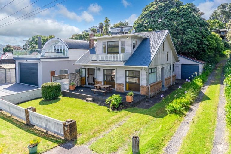 Photo of property in 39 Rose Street, Raglan, 3225