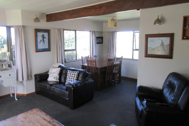 Photo of property in 201 Queen Street, Waimate, 7924
