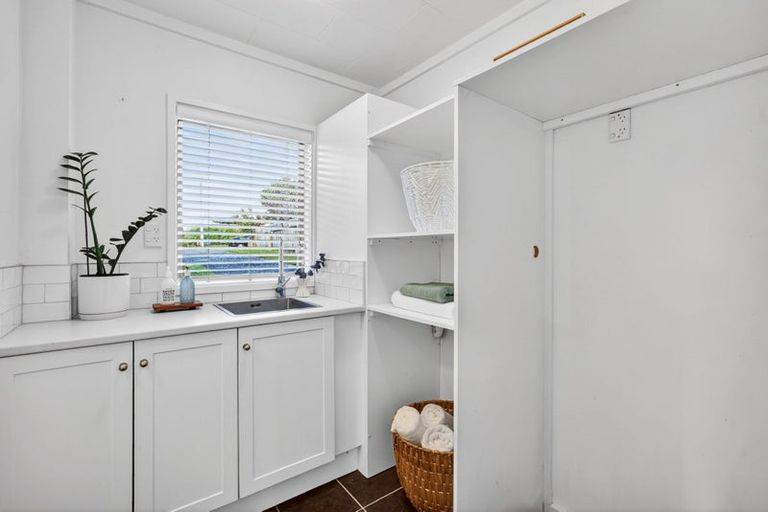 Photo of property in 2/36 Koromiko Street, New Lynn, Auckland, 0600