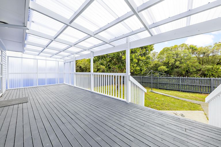 Photo of property in 26 Chingford Close, Mangere, Auckland, 2022