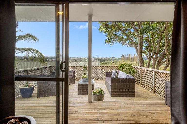 Photo of property in 5 Greenstone Way, Hairini, Tauranga, 3112