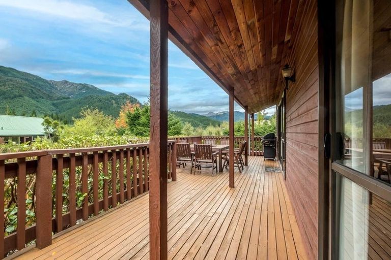 Photo of property in 18 Acheron Heights, Hanmer Springs, 7334