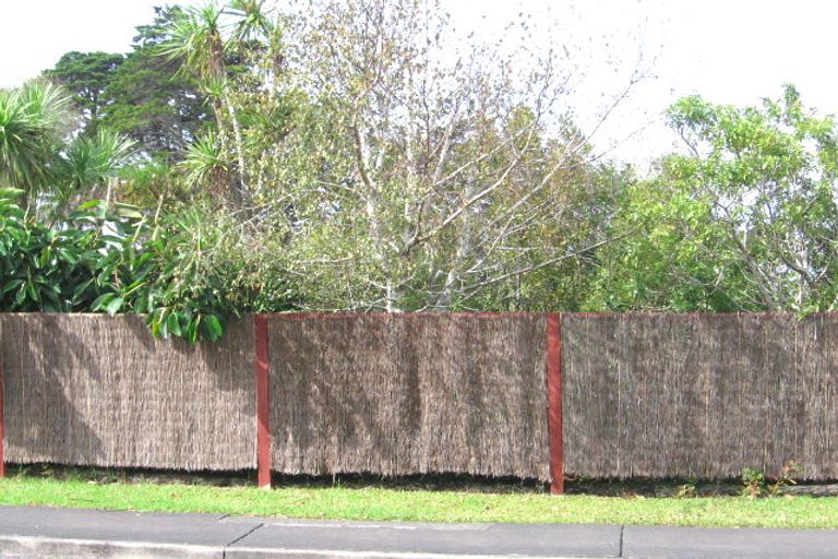 Photo of property in 57 Vintage Drive, Henderson, Auckland, 0612