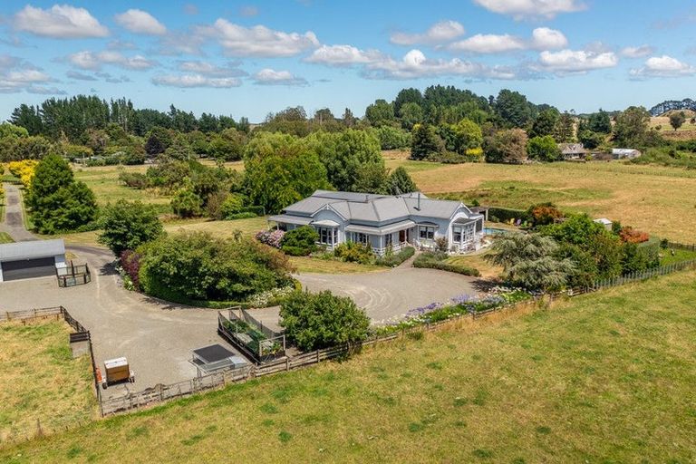 Photo of property in 84 Johnson Street, Bulls, 4818