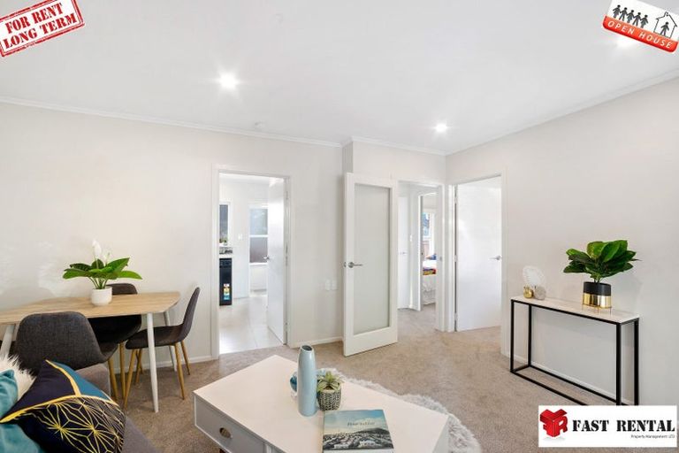 Photo of property in 4/35 Shakespeare Road, Milford, Auckland, 0620