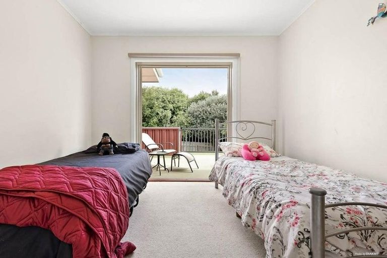 Photo of property in 18 Renwick Street, Papakura, 2110